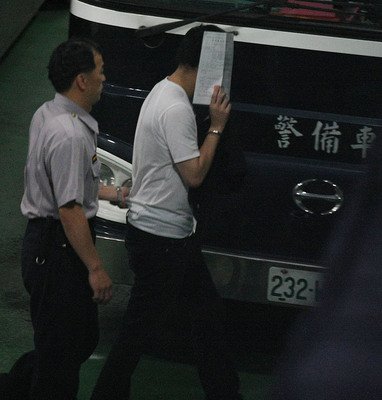 中天电视台播李宗瑞马赛克不雅照 触法遭罚30万