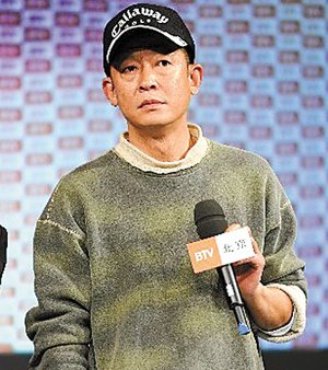 王志文酒驾道歉被指不真诚:想看文章还得注册