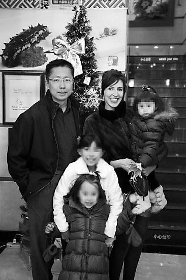 李阳陷"重婚风波" 妻子:他和我结婚时是已婚状态