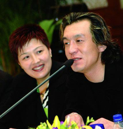 李咏被证离开央视 哈文调侃曝内幕(图)